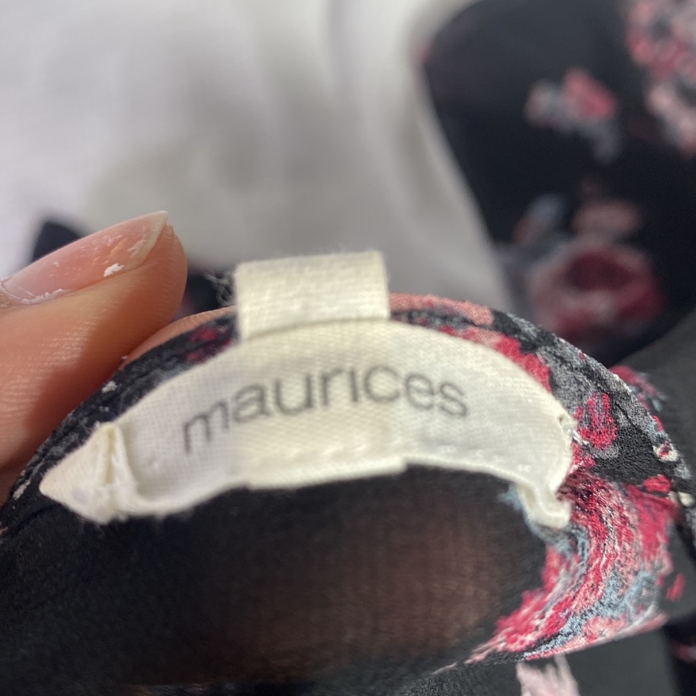 Maurice - Picture 3 of 3